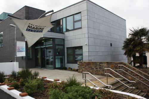 Falmouth Marine School